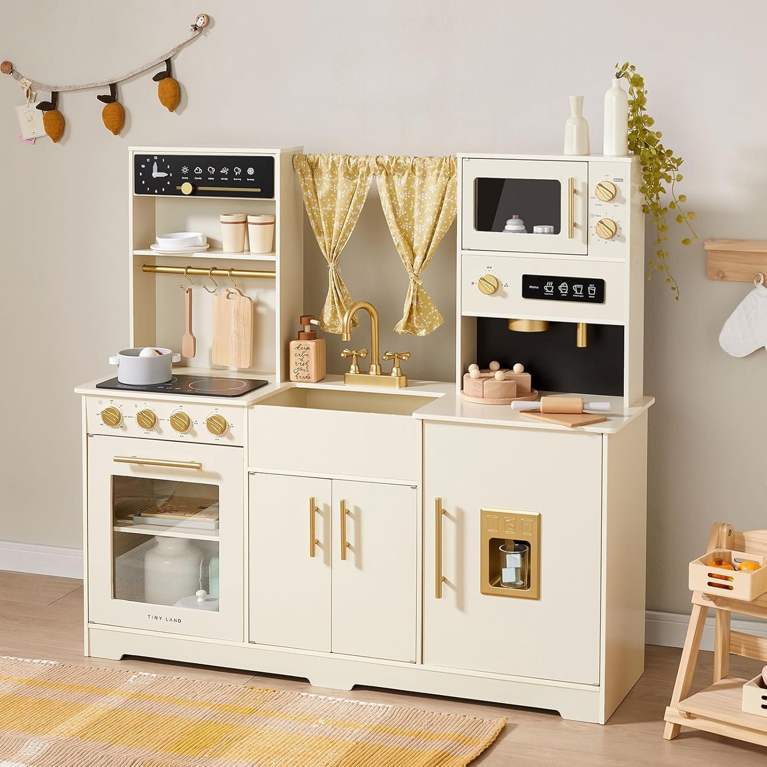 Tiny Land Trendy Kitchen